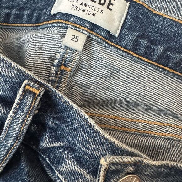 Agolde Quinn High Rise Medium Wash Distressed Mini Skirt size 25 m1 - Picture 6 of 7